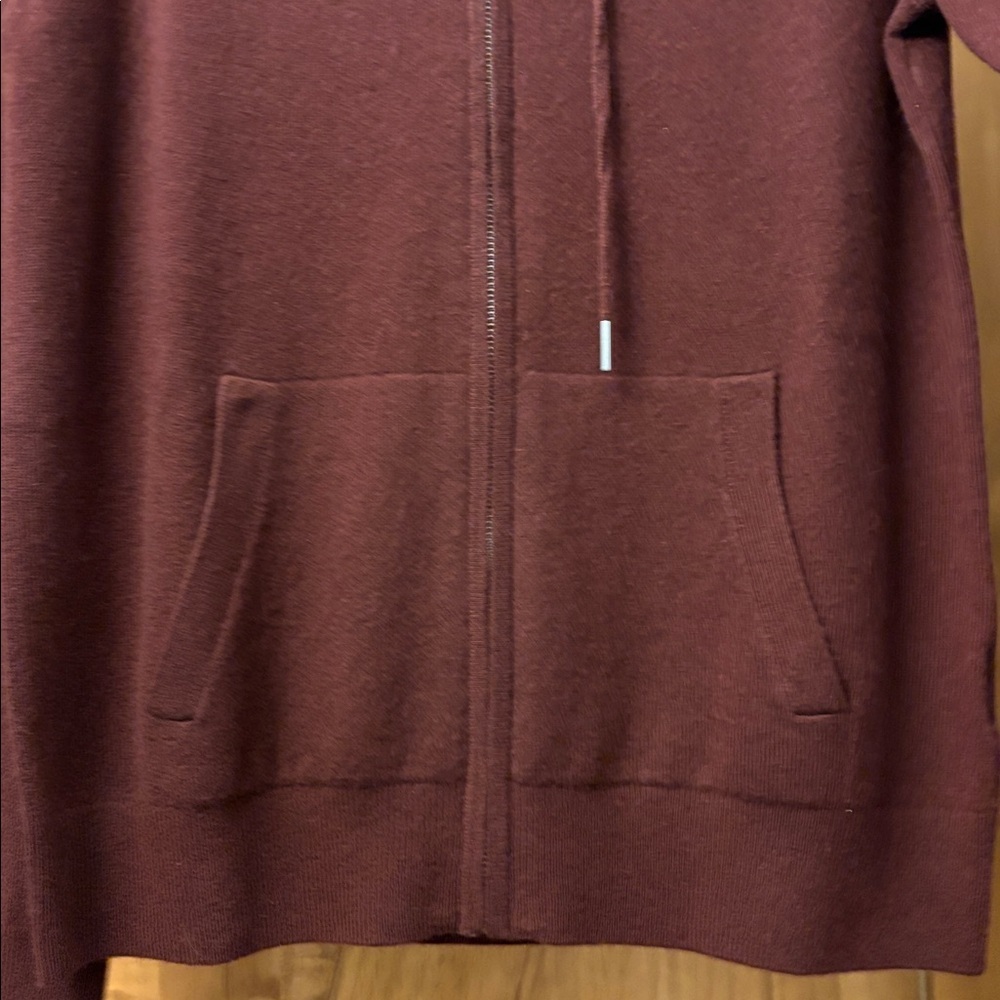 Quince Woman’s Mongolian Cashmere Full Zip Hoodie Burgundy Medium NWT - Picture 2 of 6
